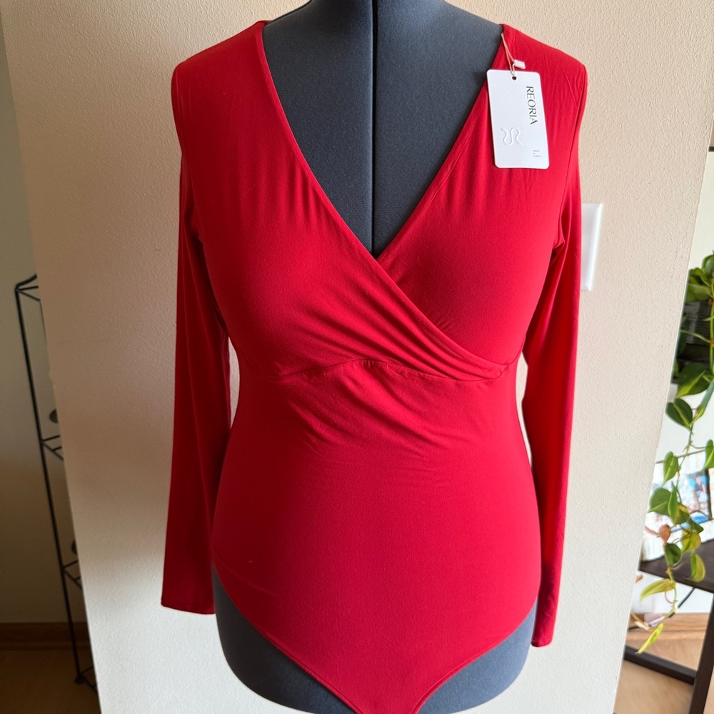 NEW Reoria Red Long-Sleeve Surplice V-Neck Thong-Snap Soft Bodysuit, Size XL